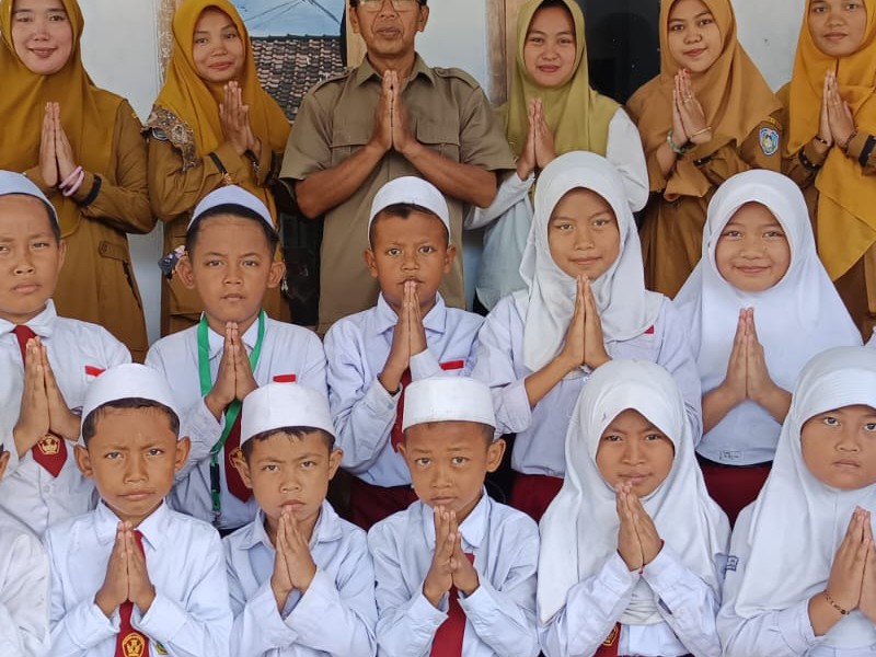HALAL BIHALAL SDQ NURUL ARIFIN